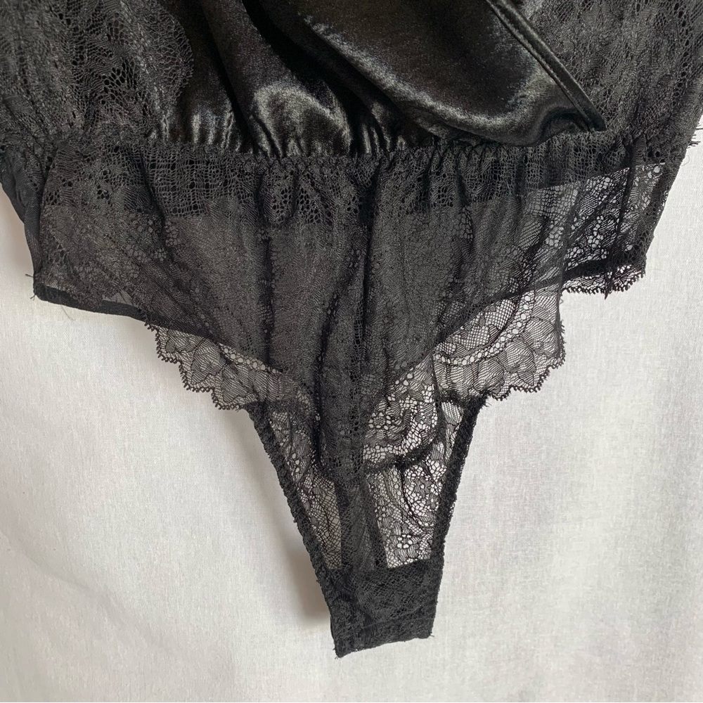 Victoria's Secret Black Satin Lace trim surplice sleeveless thong bodysuit SMALL - Picture 6 of 10